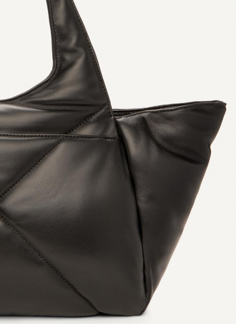 Black Women's DKNY The Medium Quilt Effortless Tote Bags | Australia-D1030