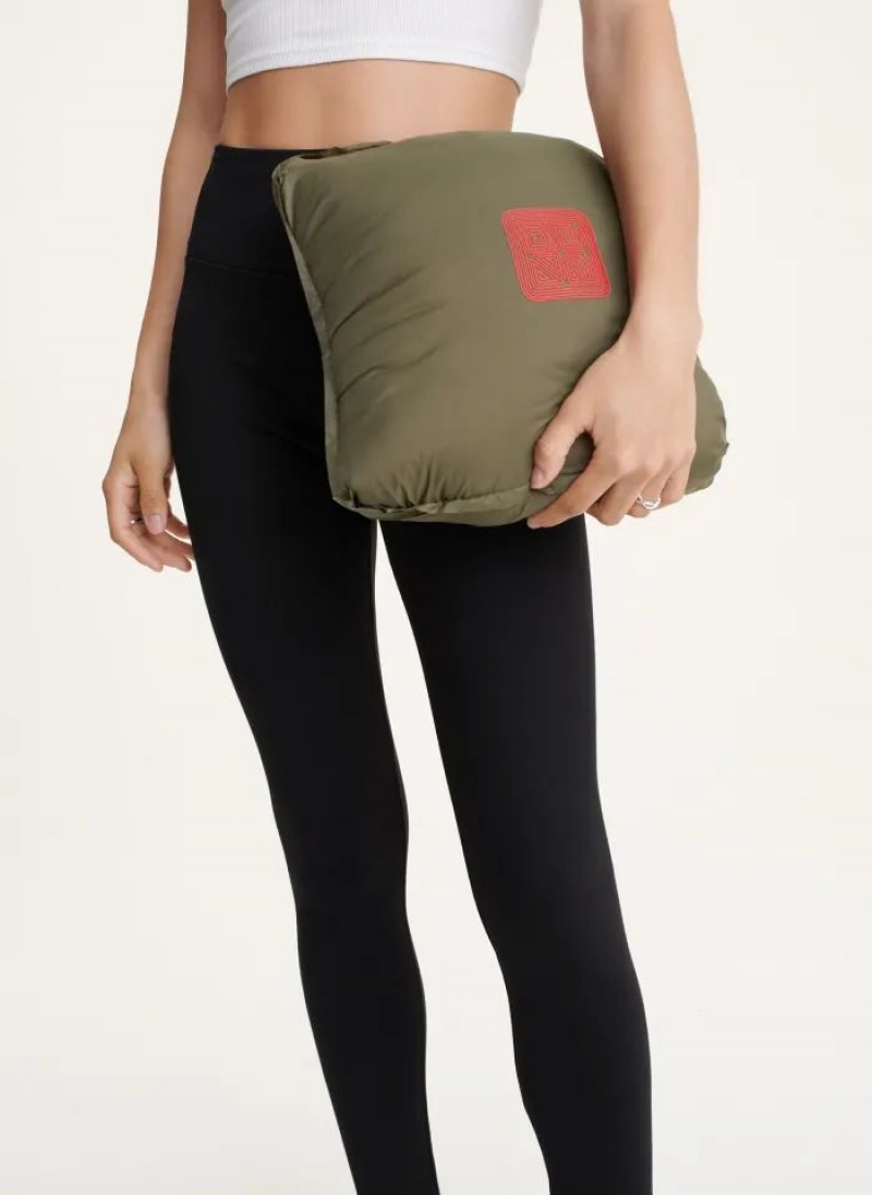 Olive Women's DKNY Quilted Packable Jackets | Australia-D0219
